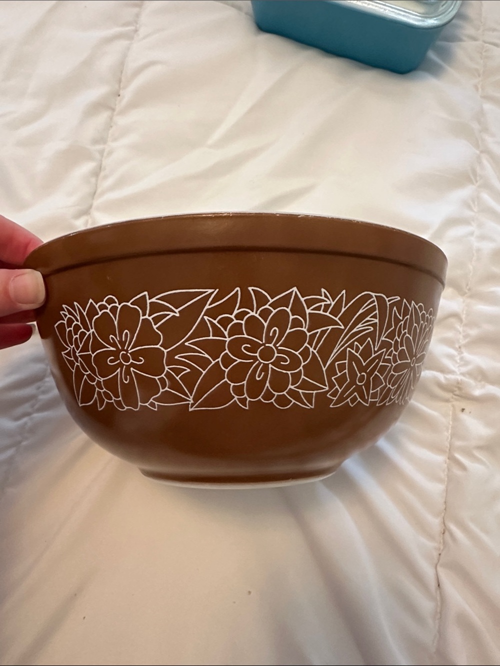 🍂🌲 Vtg Pyrex 2.5QT.  Brown Mixing Bowl Corning 403 Woodland
